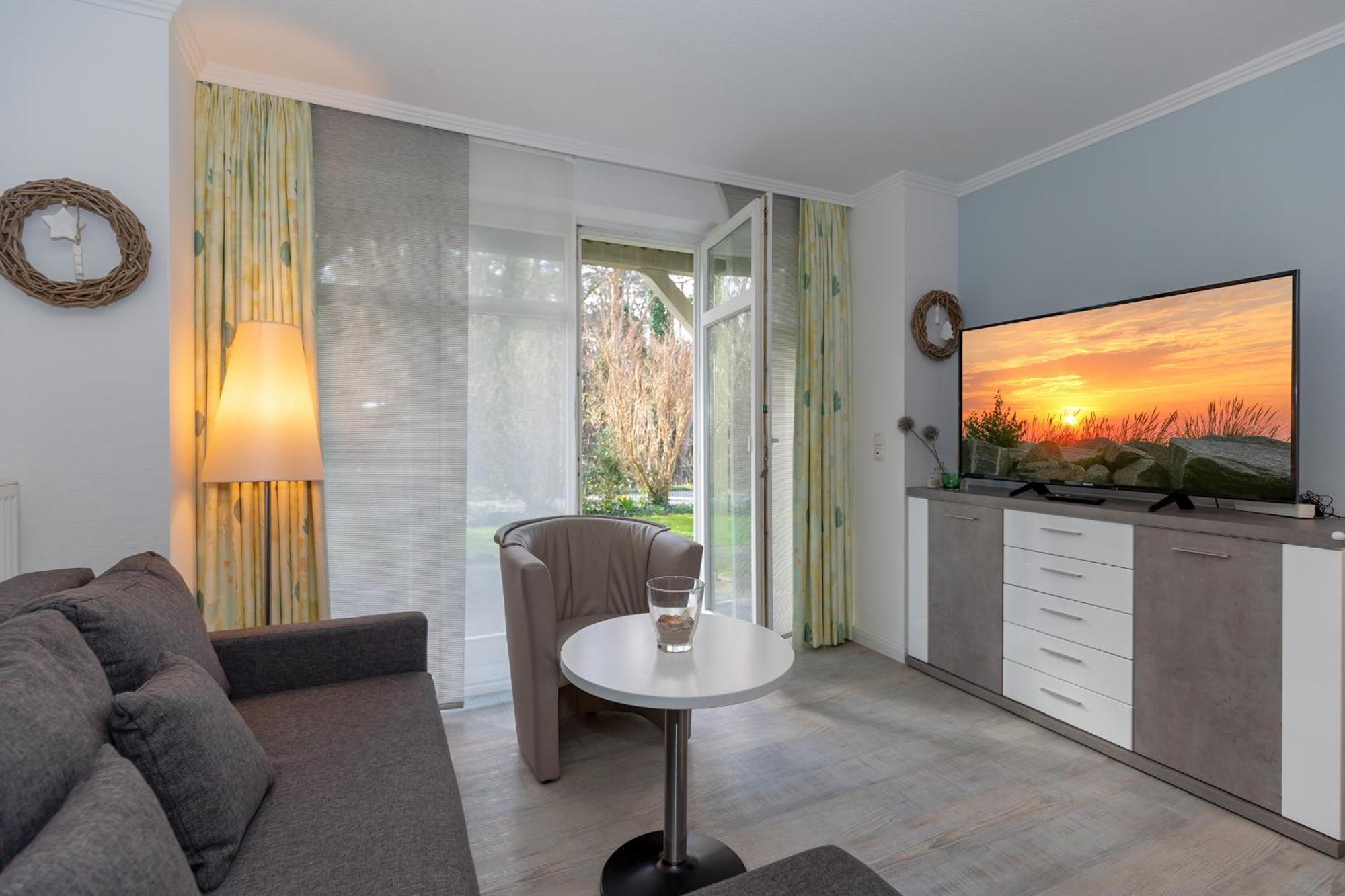 Haus Am Weststrand Kuehlungsborn Exterior photo